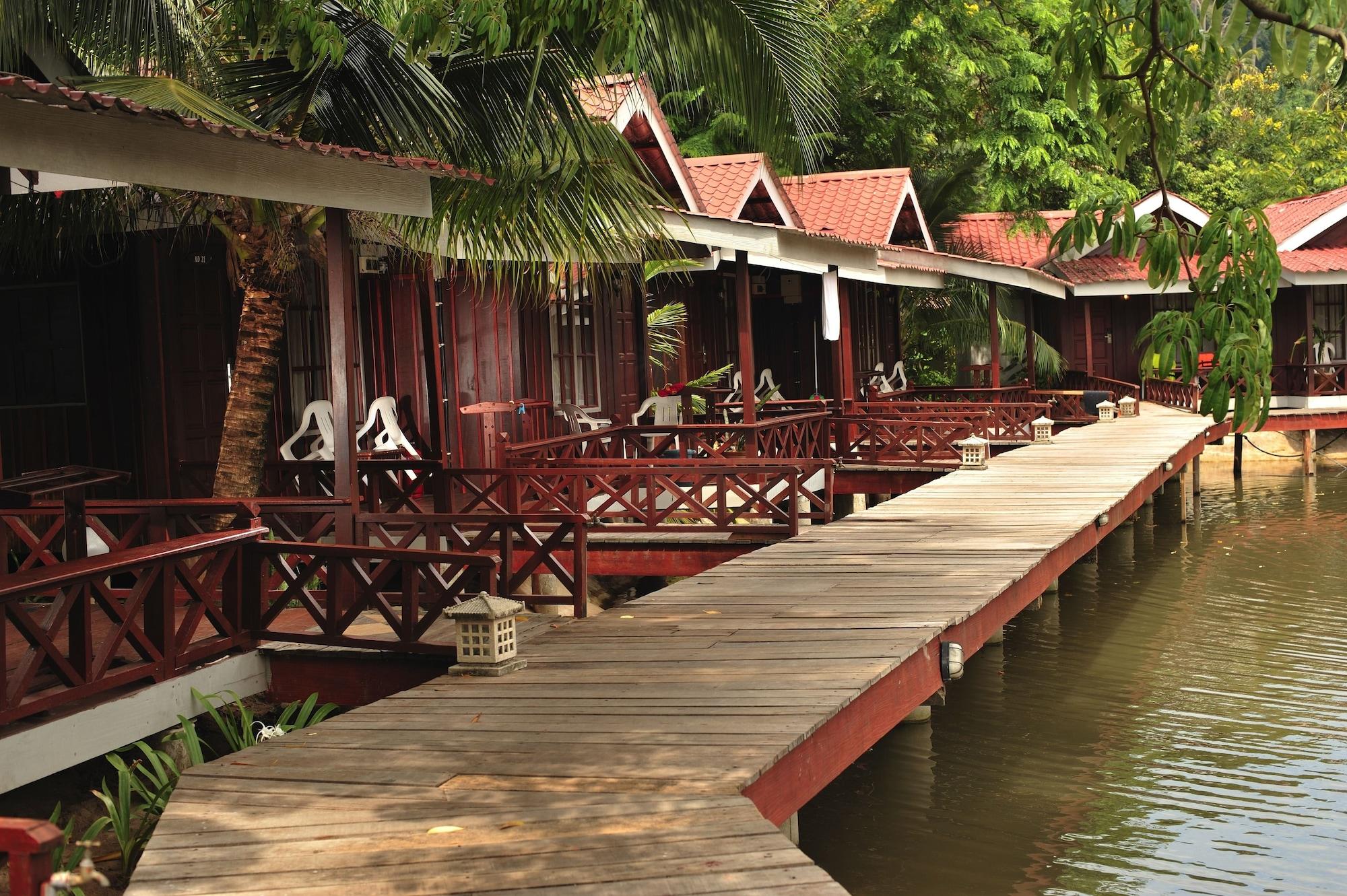 Paya Beach Spa&Dive Resort Kampung Genting Bagian luar foto