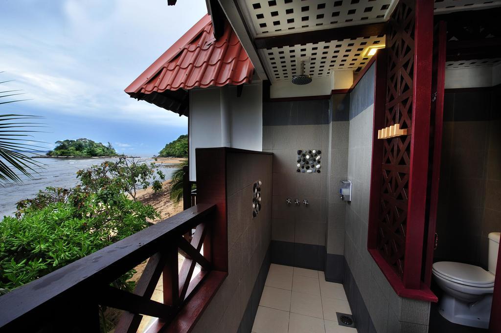Paya Beach Spa&Dive Resort Kampung Genting Bagian luar foto