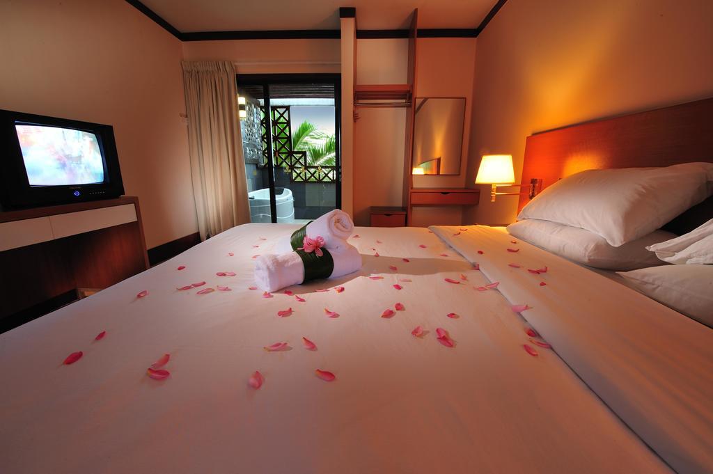 Paya Beach Spa&Dive Resort Kampung Genting Bagian luar foto