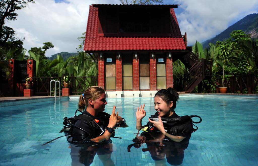 Paya Beach Spa&Dive Resort Kampung Genting Bagian luar foto